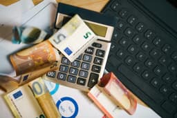 Înregistrarea contractelor de închiriere: obligații fiscale la ANAF