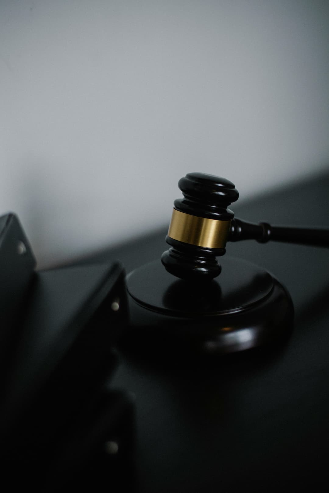 Cum să contestezi o decizie judecătorească