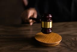 Ce trebuie să știi despre procedura de înregistrare a unei hotărâri străine