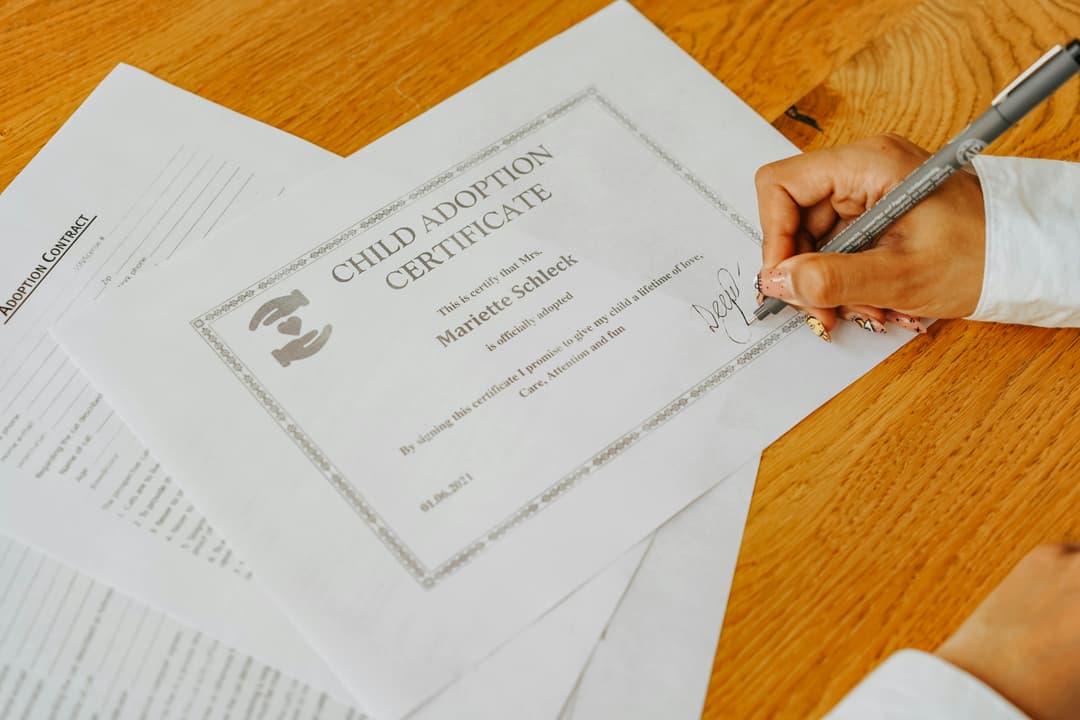 Adopții și obligațiile părinților conform noului Cod Civil
